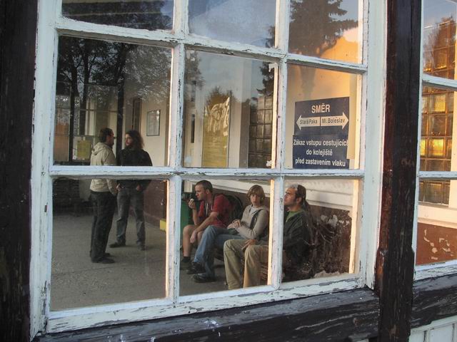 Čekačka na nádraží