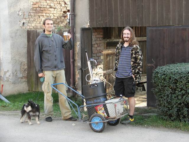 Dvoukolák též připraven k odjezdu