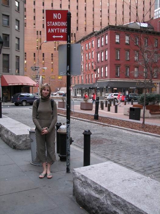 ivoš zase stojí, kde nemá