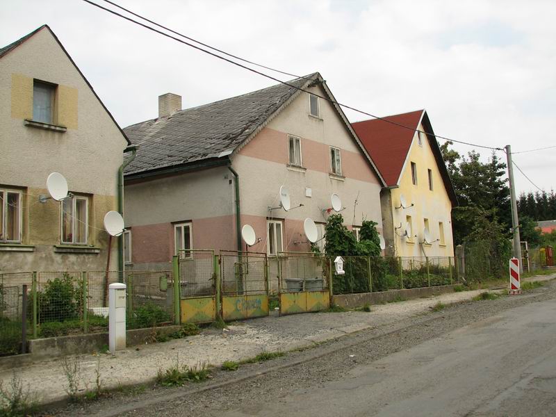 Satelitní městečko - Halže