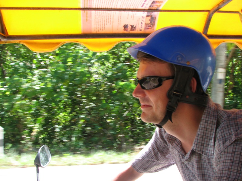 další den jsme si stylově půjčily tuk tuka a vyrazili na jih ostrova