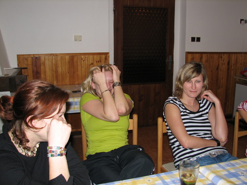 Béra nezvládá svoji roli a na jejím čele (a nejspíš celém těle)...