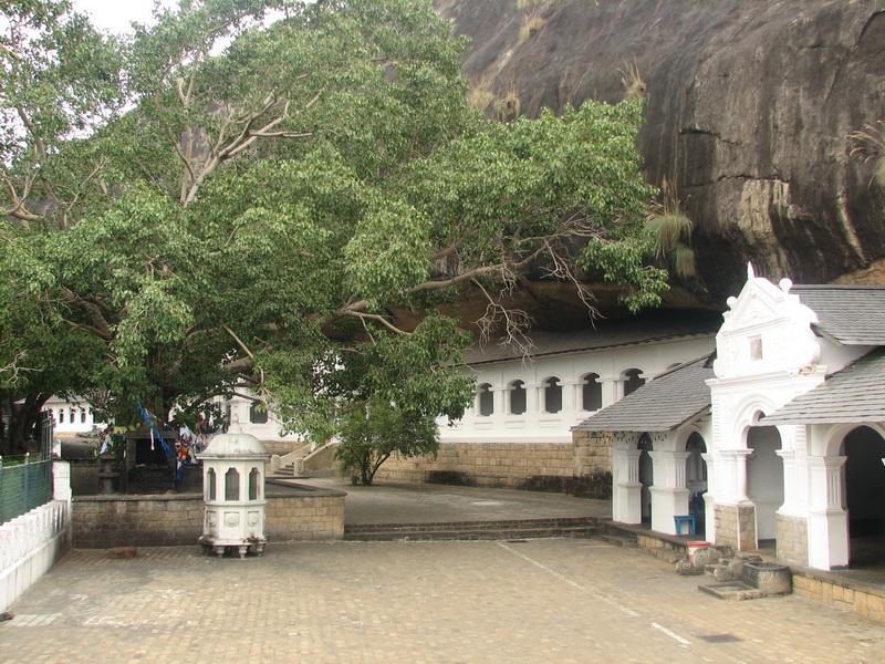 Dambulla - jeskynní chrám