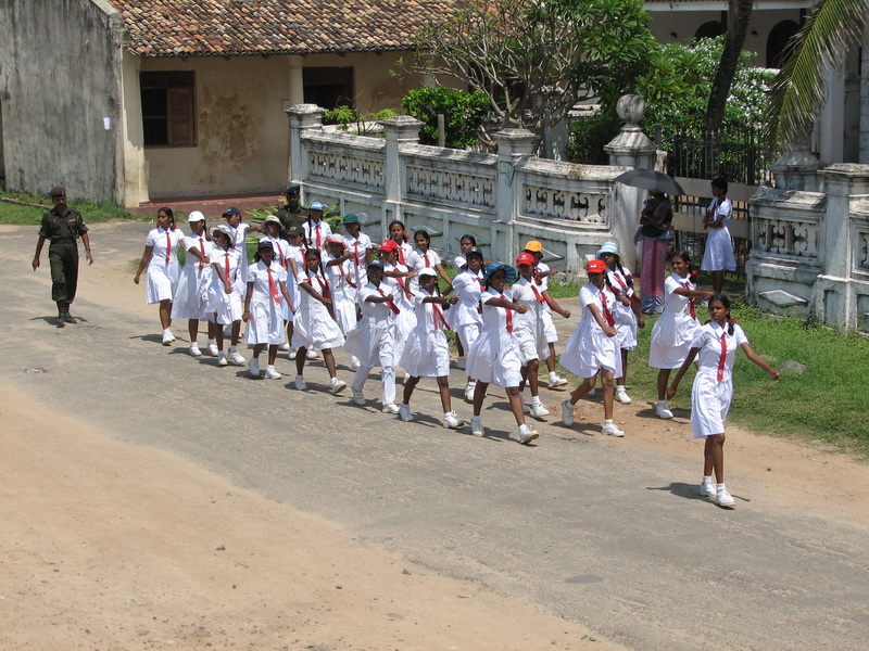 Galle - pochodující holky