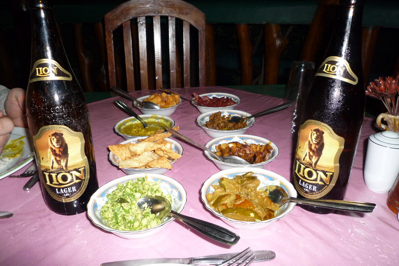 Rice 'n' curry...a pivo