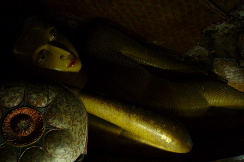 Dambulla - Buddha chrapoun