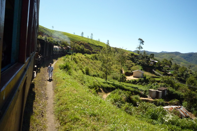 Náš polonákladní brutálně pomalej vlak
