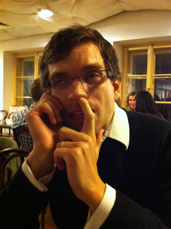 Houba vede plodný hovor