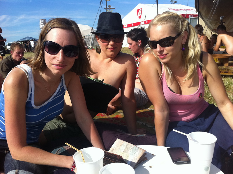 Ivoš, Káča, Béra