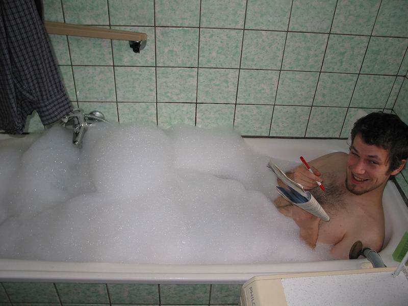 Pejsek poprvé použil pěnu do koupele