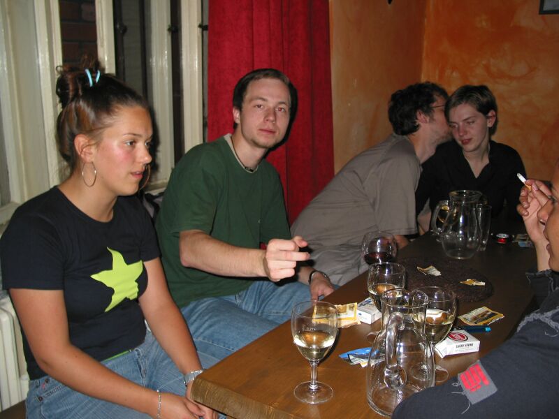 V šipkově ruce fakér připraven