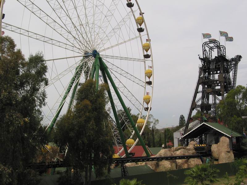 Gold Reef City - zábavní park