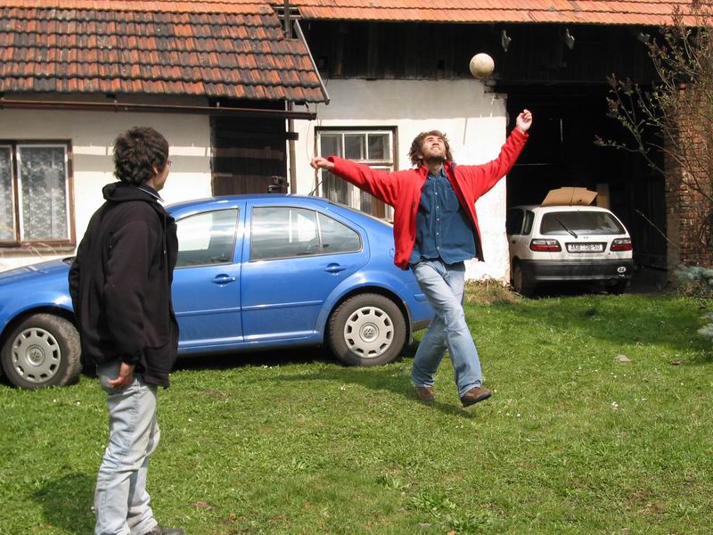 Mokl bude hlavičkovat