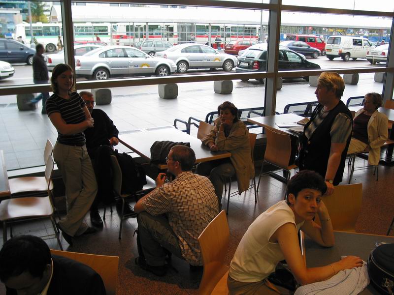 Vzrušená atmosféra na letišti