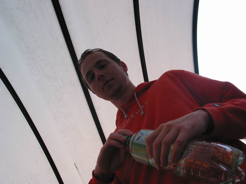 Šipka točí zátkou