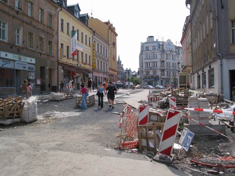 Festivalová atmosféra 2004