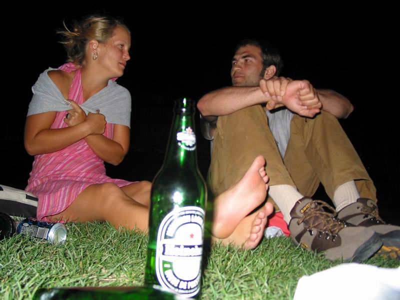 Pivní pikniček za tmy