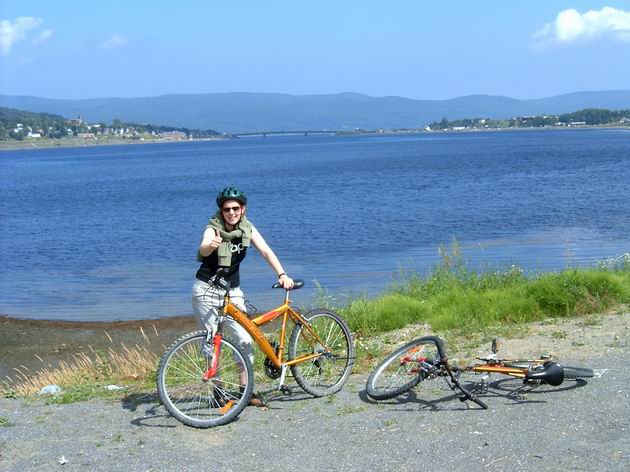 výlet na kolech-zuzička je zatím dost v pohodě