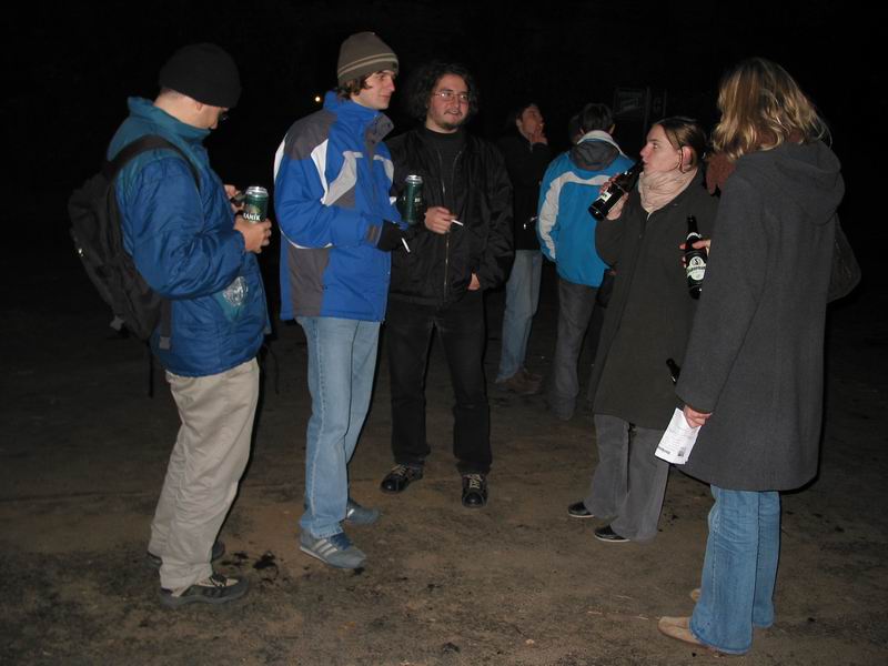 Podpůrný tým se zapojuje do debaty