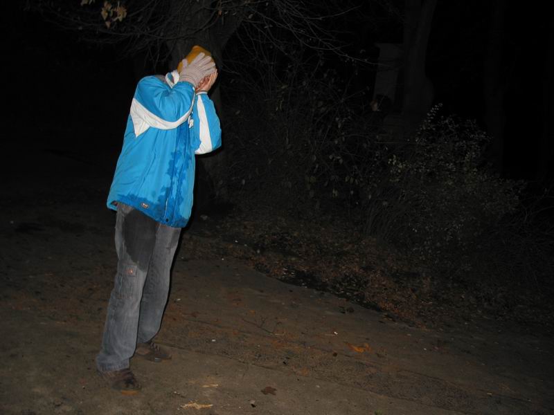 Peťa se v deliriu a nasáklý pivním mokem motá do údolí