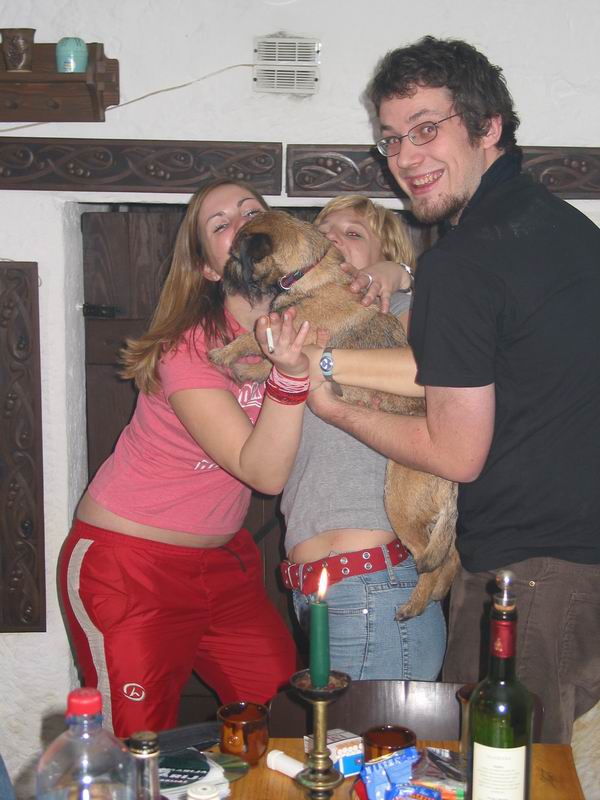 nadšená eliška tančí s rokytýmem