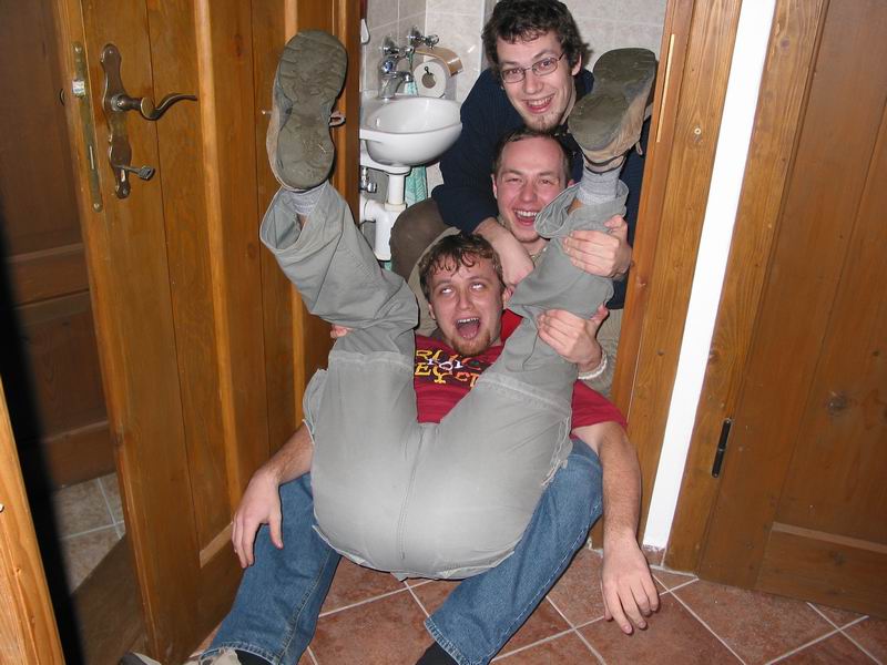 nečekaná návštěva u pejska na záchodě