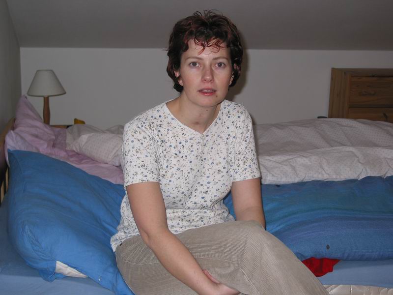 Míládka na posteli