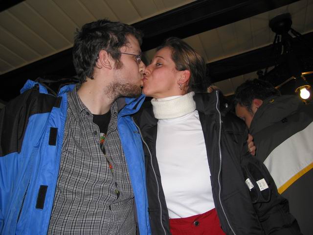 Přátelská hubička