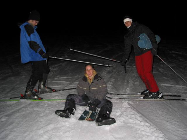 Pop, erika a houba na cestě z kopce