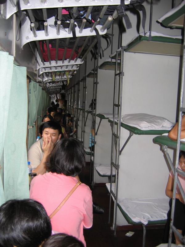 Hard sleeper z Xianu do Chengdu