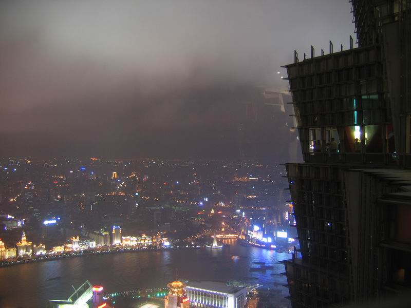 Jin Mao tower - hledejte Ivoše!