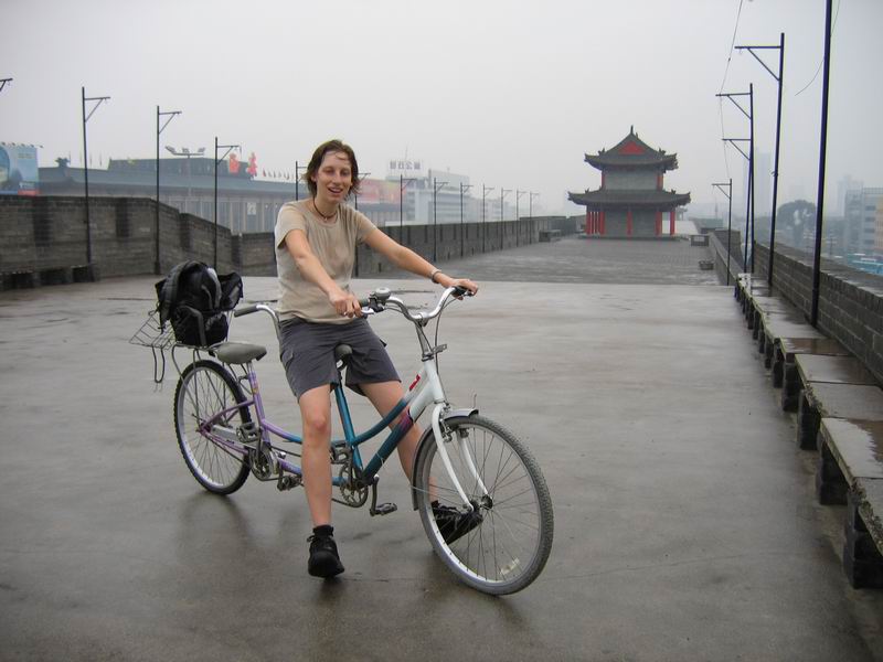 Xian - jízda po hradbách - krapet nám zapršelo, jak jinak!?
