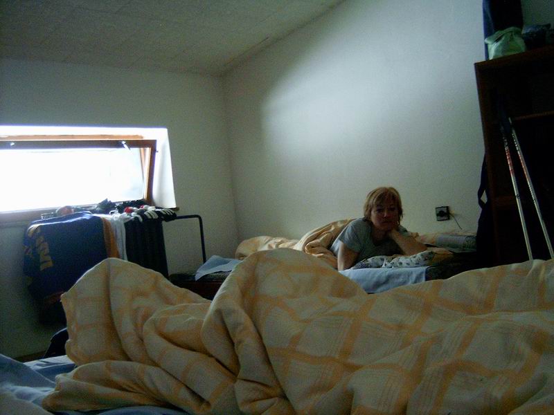 Holčička po ránu...v pelechu